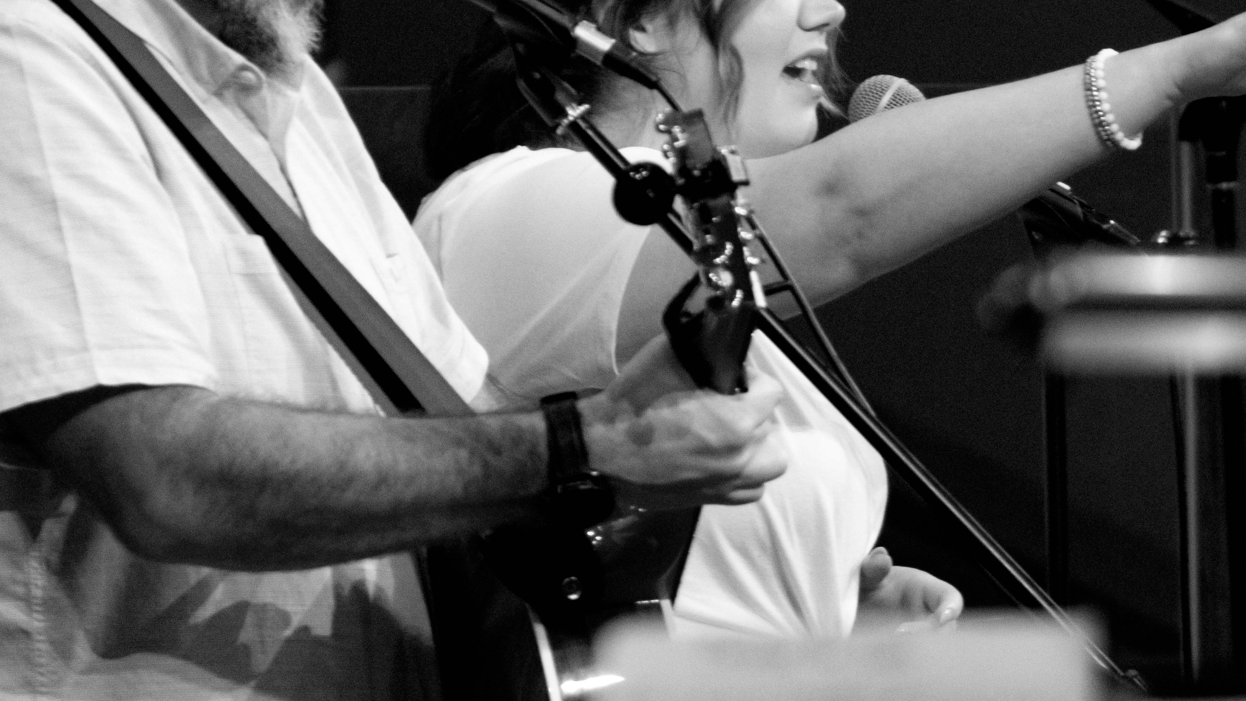 Holy Water – Josie D (feat. Casey Deaton)